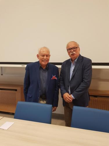 Prof. dr hab. Ireneusz Krzemiński i prof. dr hab. Stefan Kwiatkowski.jpg