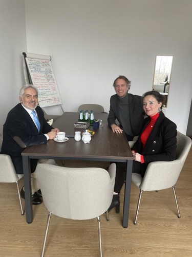 Professors during the meeting with prof. Odrowąż-Coates